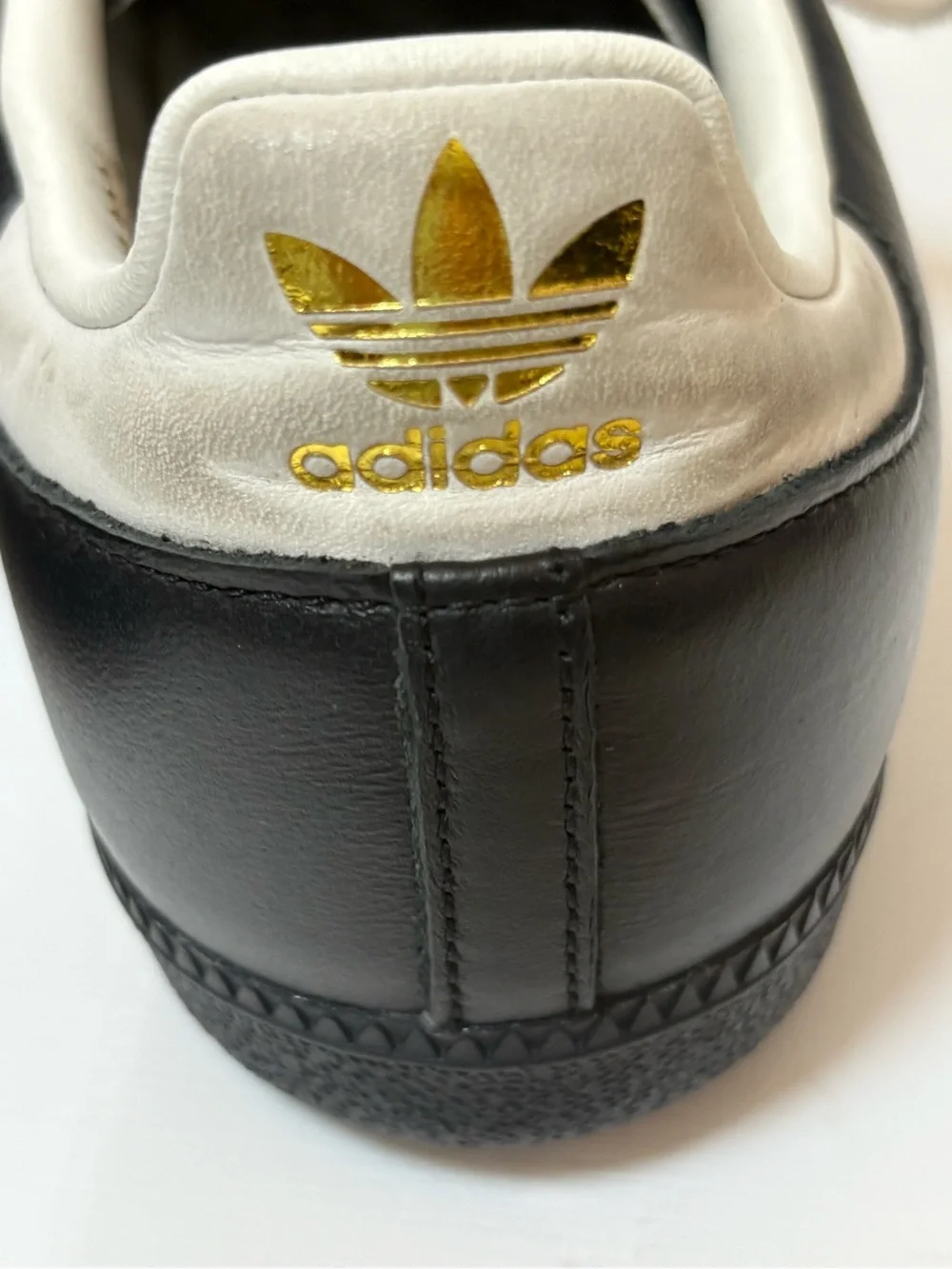 adidas JP5282 Men’s Black and White Classic Three-Stripe Sneakers